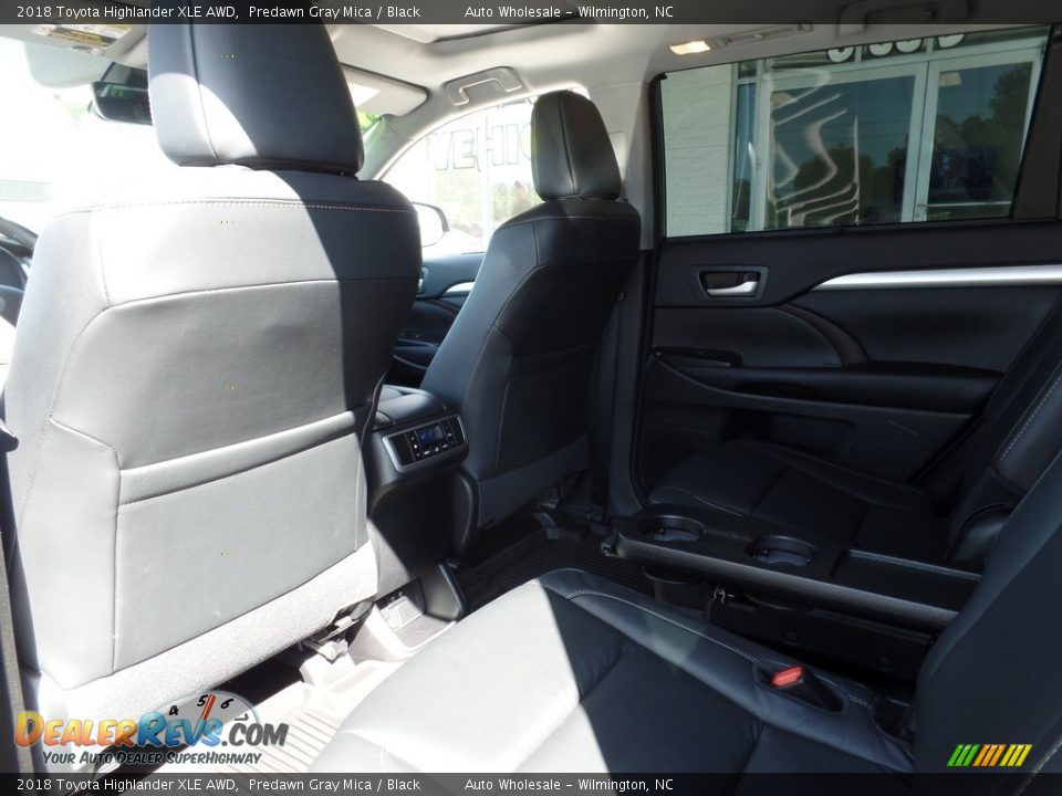 2018 Toyota Highlander XLE AWD Predawn Gray Mica / Black Photo #12