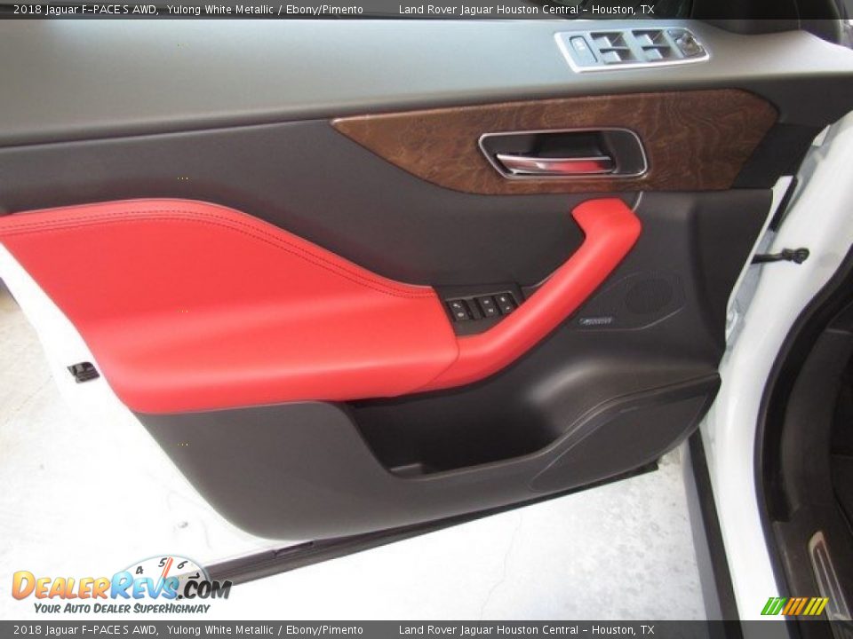 Door Panel of 2018 Jaguar F-PACE S AWD Photo #24