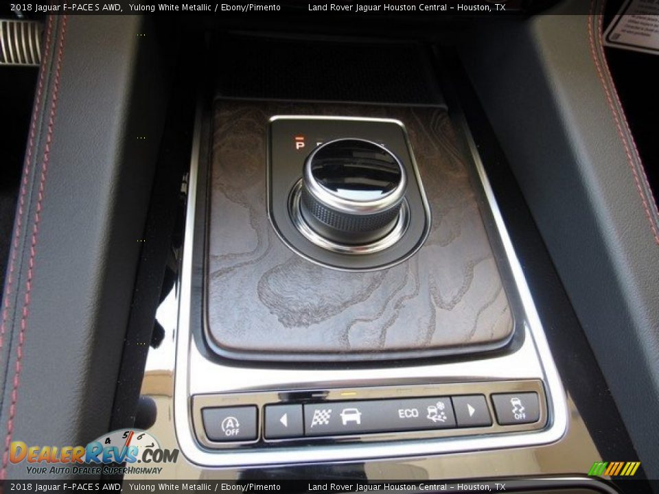 2018 Jaguar F-PACE S AWD Shifter Photo #35