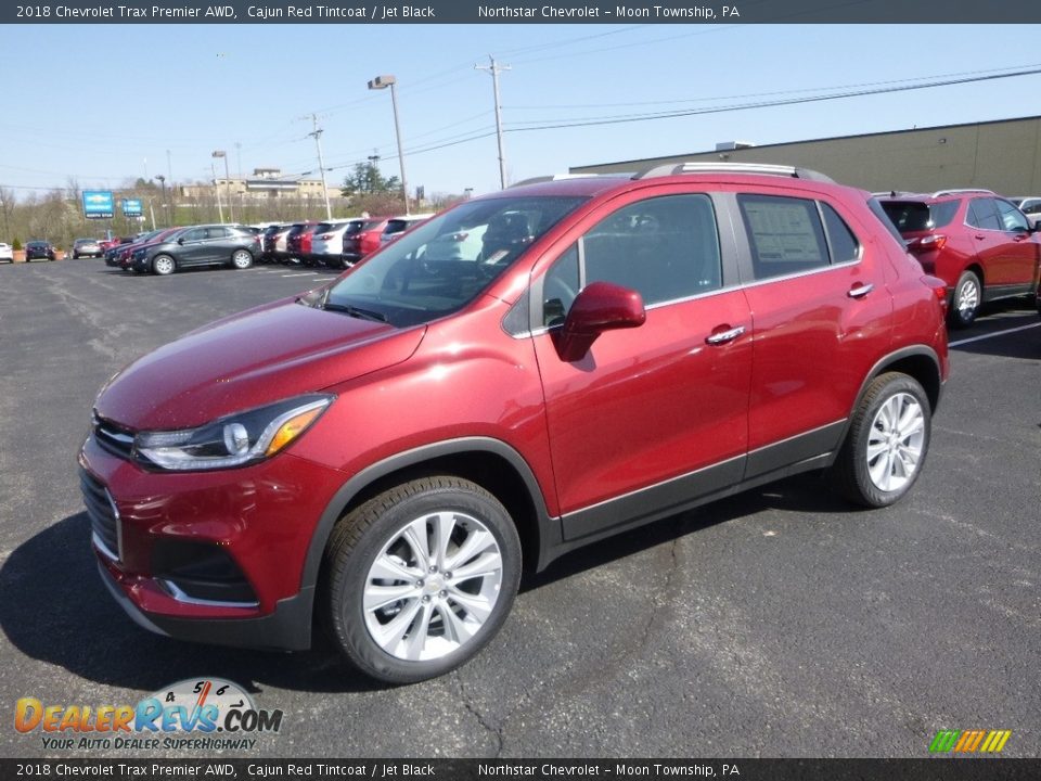 Front 3/4 View of 2018 Chevrolet Trax Premier AWD Photo #1