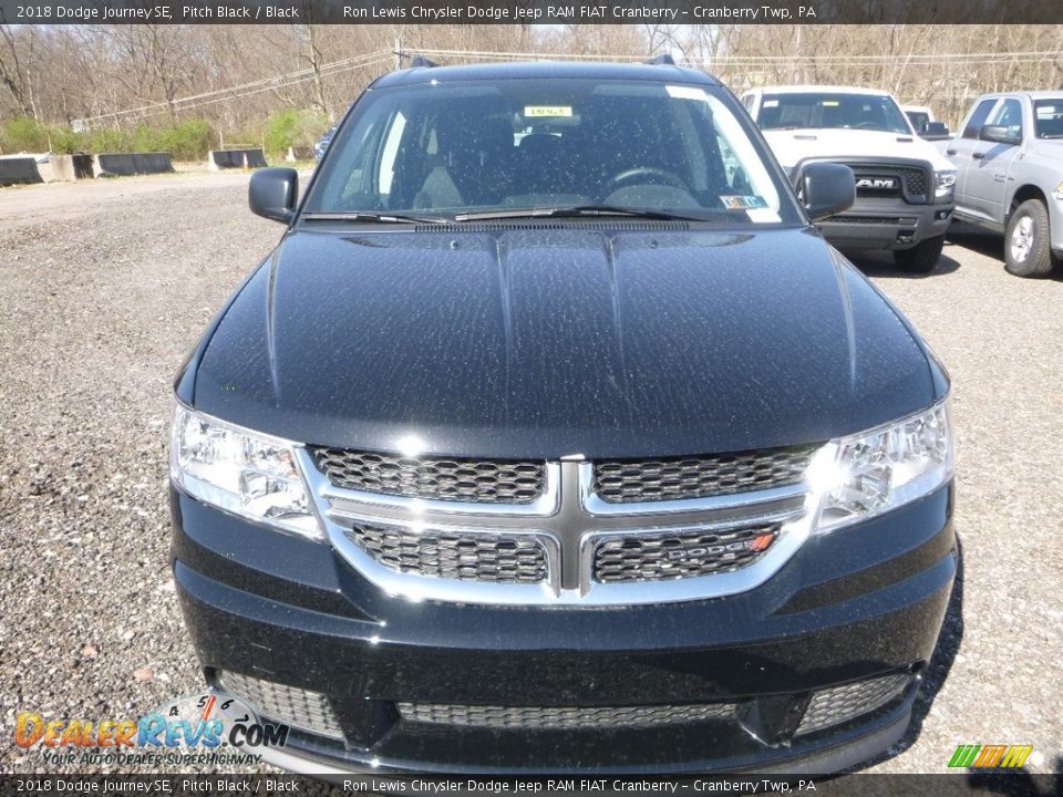 2018 Dodge Journey SE Pitch Black / Black Photo #8