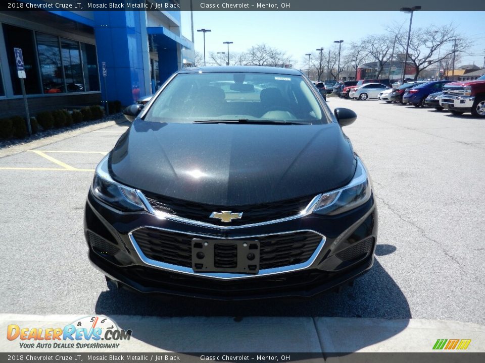 2018 Chevrolet Cruze LT Mosaic Black Metallic / Jet Black Photo #2