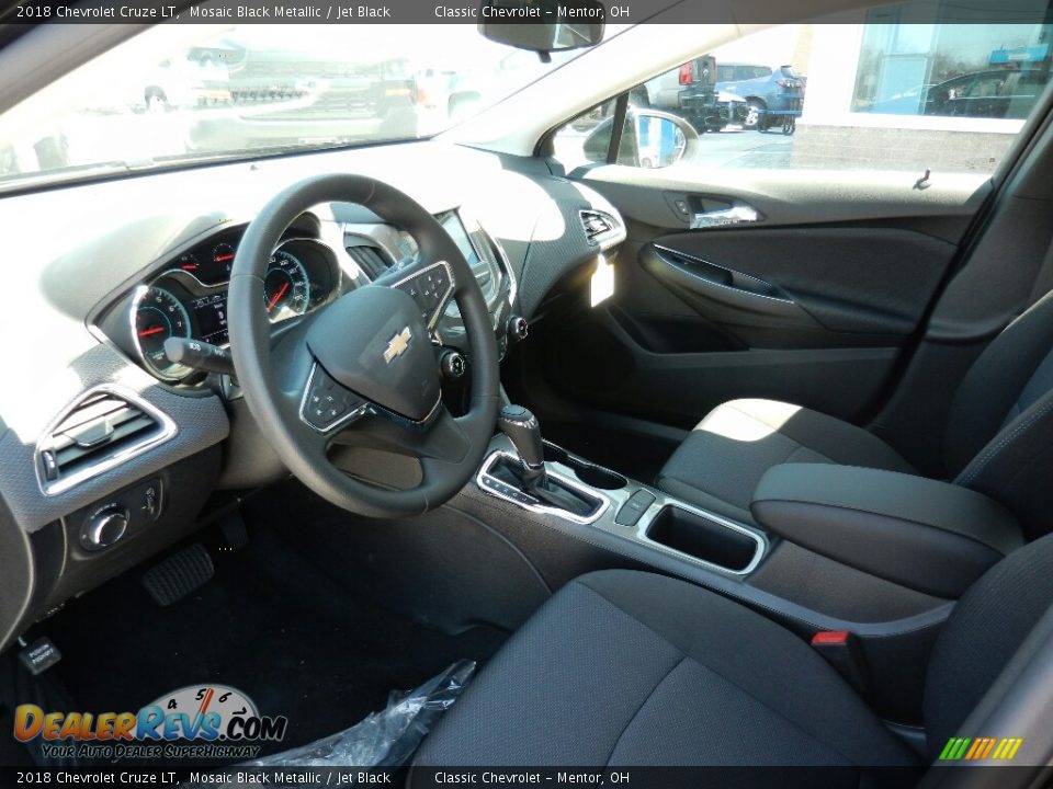 2018 Chevrolet Cruze LT Mosaic Black Metallic / Jet Black Photo #7