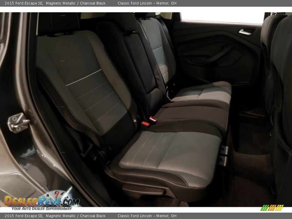 2015 Ford Escape SE Magnetic Metallic / Charcoal Black Photo #15