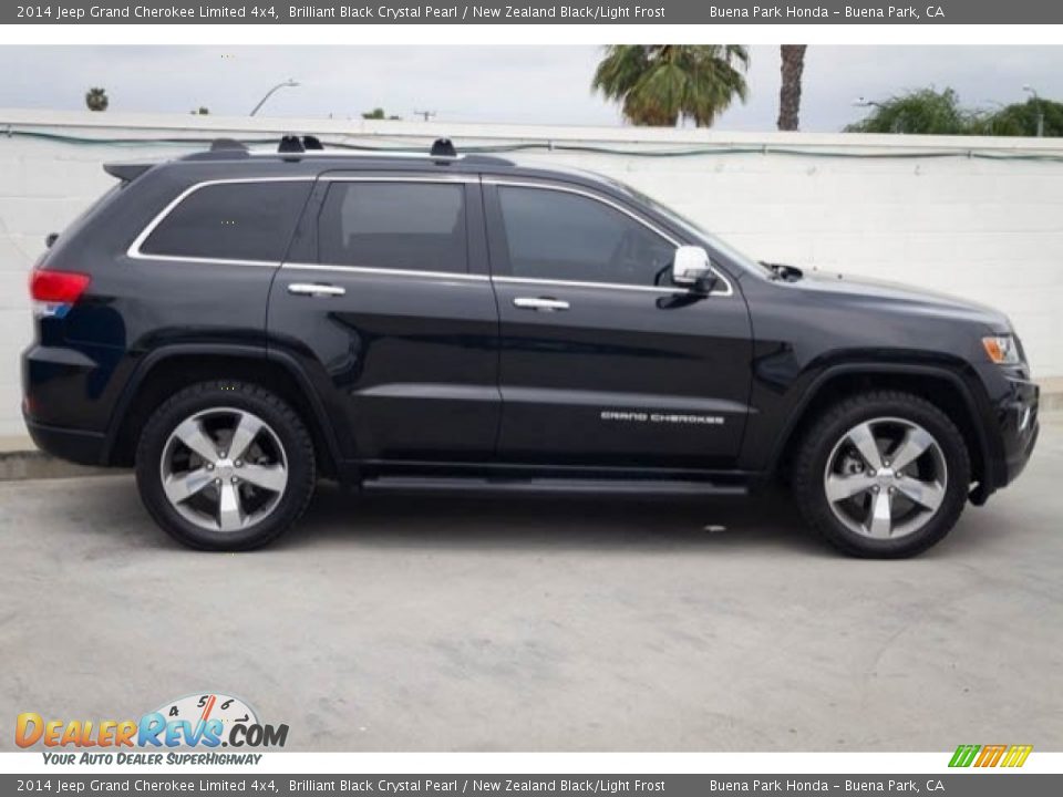 2014 Jeep Grand Cherokee Limited 4x4 Brilliant Black Crystal Pearl / New Zealand Black/Light Frost Photo #13