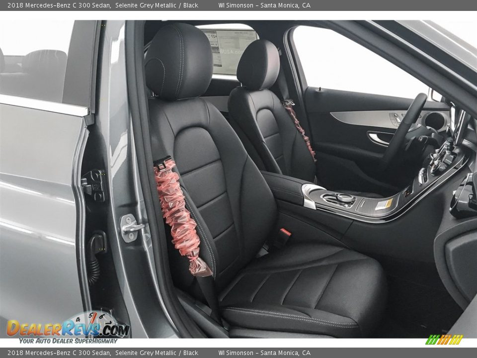 2018 Mercedes-Benz C 300 Sedan Selenite Grey Metallic / Black Photo #2