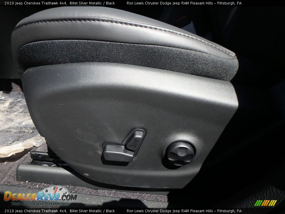 2019 Jeep Cherokee Trailhawk 4x4 Billet Silver Metallic / Black Photo #15