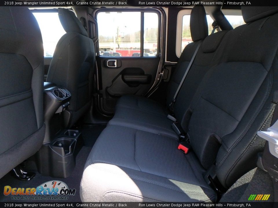 2018 Jeep Wrangler Unlimited Sport 4x4 Granite Crystal Metallic / Black Photo #11