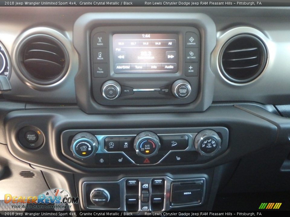 2018 Jeep Wrangler Unlimited Sport 4x4 Granite Crystal Metallic / Black Photo #15
