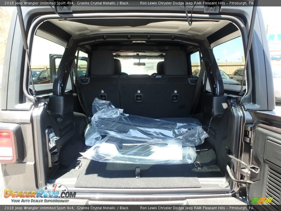 2018 Jeep Wrangler Unlimited Sport 4x4 Granite Crystal Metallic / Black Photo #20