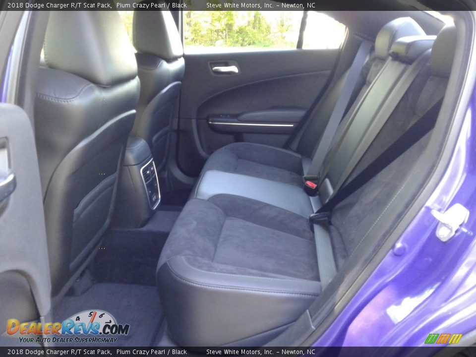 Rear Seat of 2018 Dodge Charger R/T Scat Pack Photo #12