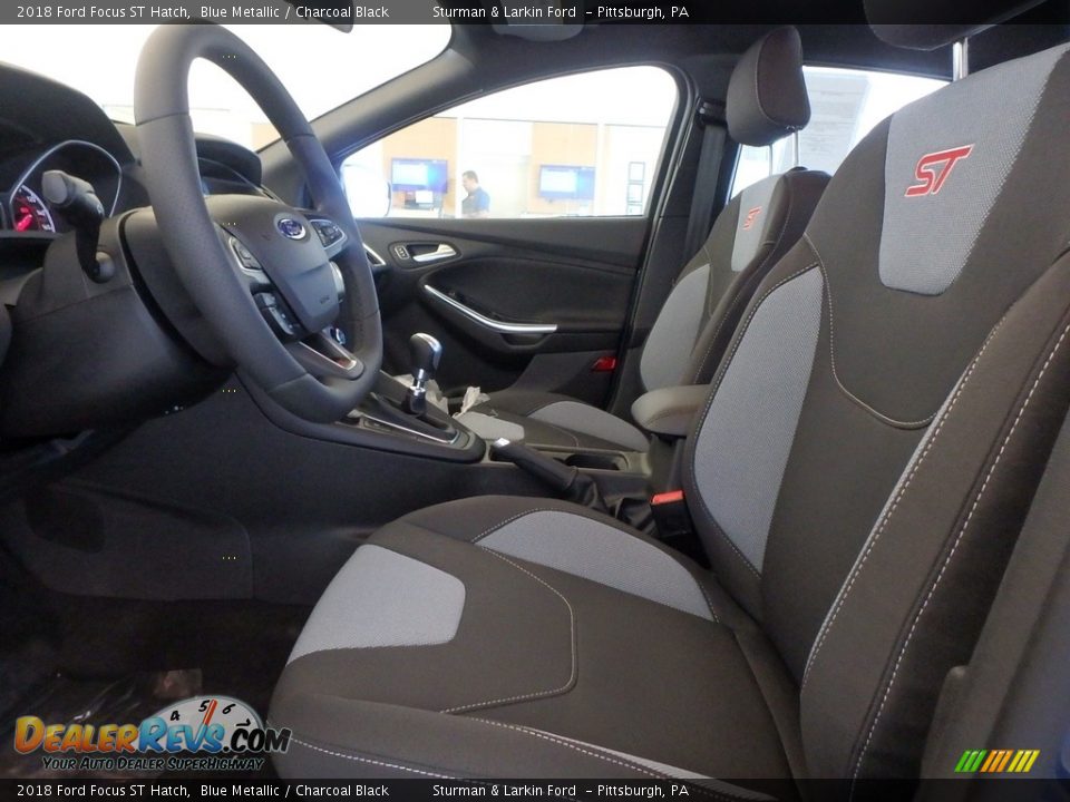 2018 Ford Focus ST Hatch Blue Metallic / Charcoal Black Photo #6