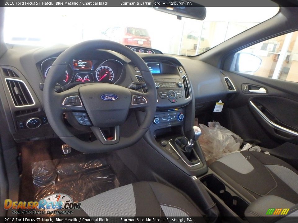 2018 Ford Focus ST Hatch Blue Metallic / Charcoal Black Photo #8