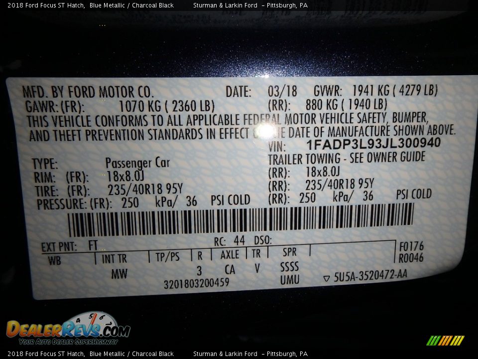 2018 Ford Focus ST Hatch Blue Metallic / Charcoal Black Photo #10