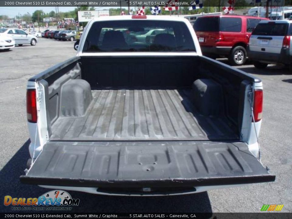 2000 Chevrolet S10 LS Extended Cab Summit White / Graphite Photo #3