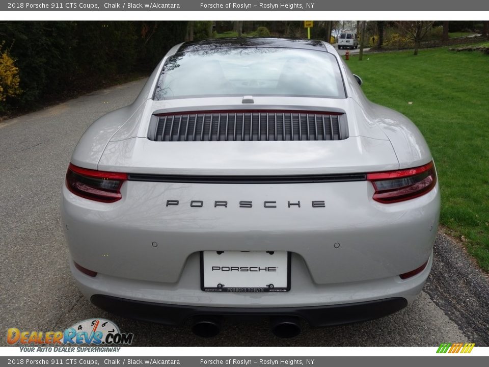 2018 Porsche 911 GTS Coupe Chalk / Black w/Alcantara Photo #5