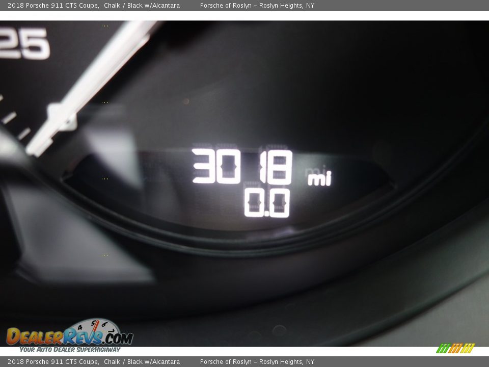 2018 Porsche 911 GTS Coupe Chalk / Black w/Alcantara Photo #21