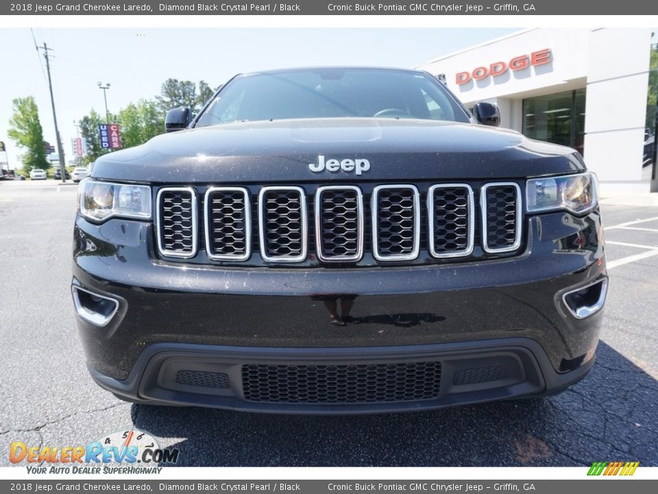 2018 Jeep Grand Cherokee Laredo Diamond Black Crystal Pearl / Black Photo #2