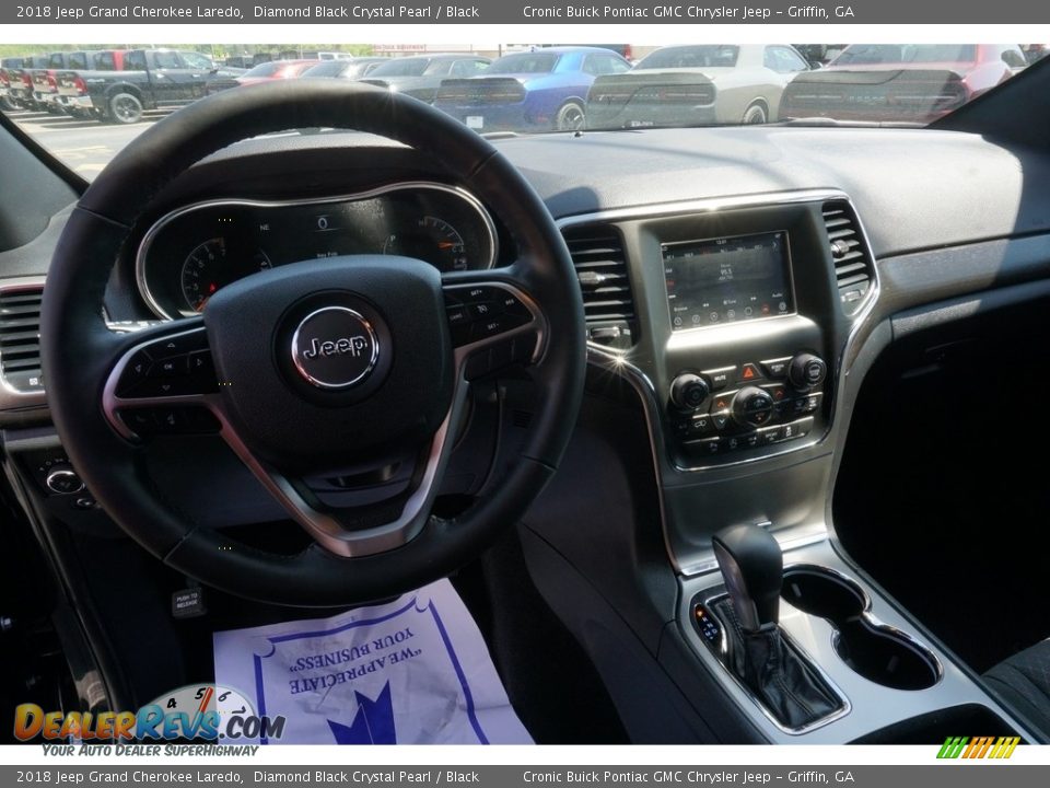 2018 Jeep Grand Cherokee Laredo Diamond Black Crystal Pearl / Black Photo #6