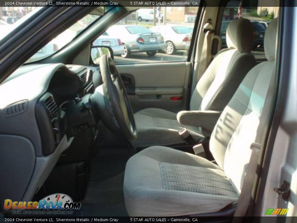 2004 Chevrolet Venture LS Silverstone Metallic / Medium Gray Photo #5