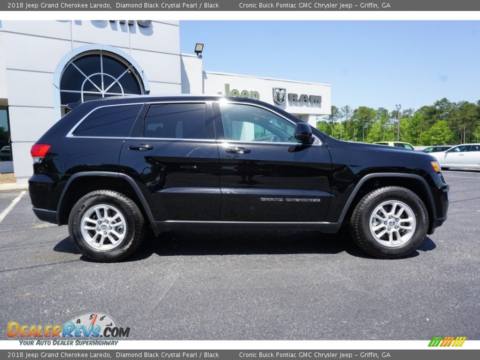 2018 Jeep Grand Cherokee Laredo Diamond Black Crystal Pearl / Black Photo #13