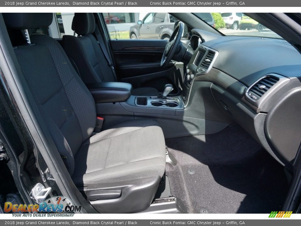 2018 Jeep Grand Cherokee Laredo Diamond Black Crystal Pearl / Black Photo #15