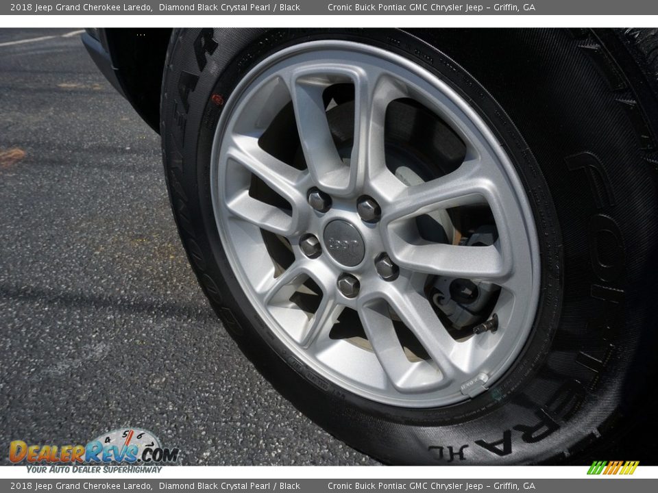 2018 Jeep Grand Cherokee Laredo Diamond Black Crystal Pearl / Black Photo #16