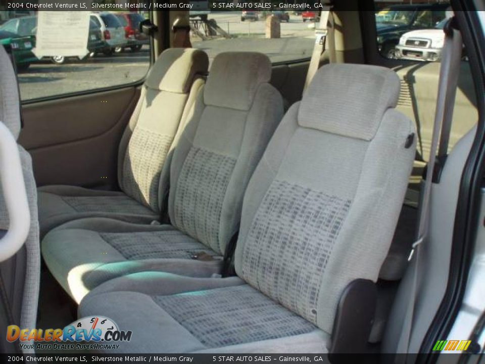 2004 Chevrolet Venture LS Silverstone Metallic / Medium Gray Photo #6