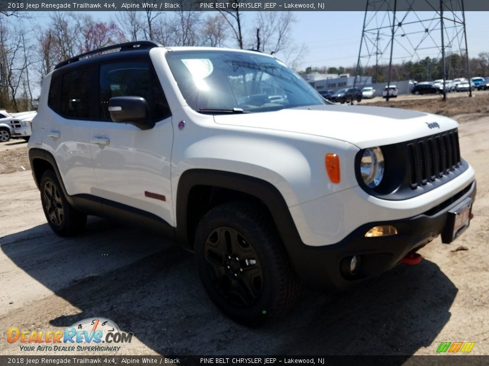 Front 3/4 View of 2018 Jeep Renegade Trailhawk 4x4 Photo #1