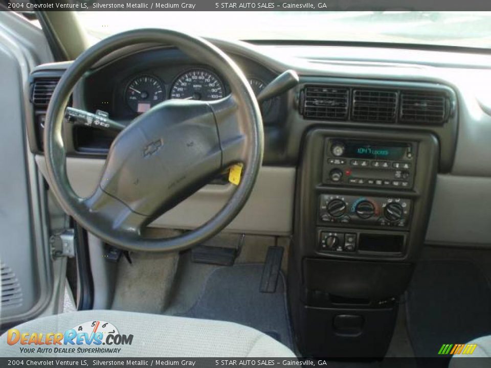 2004 Chevrolet Venture LS Silverstone Metallic / Medium Gray Photo #7