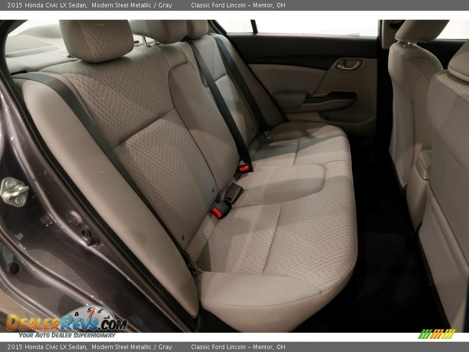 2015 Honda Civic LX Sedan Modern Steel Metallic / Gray Photo #15