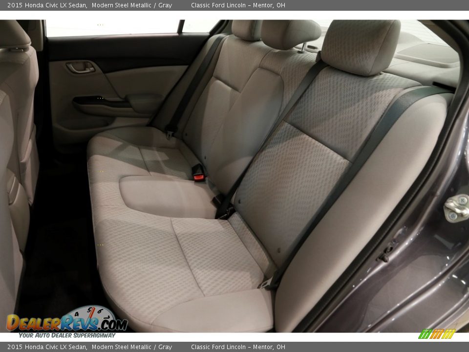 2015 Honda Civic LX Sedan Modern Steel Metallic / Gray Photo #16