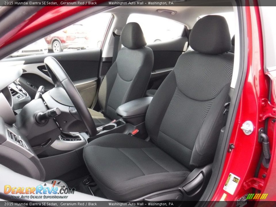 2015 Hyundai Elantra SE Sedan Geranium Red / Black Photo #12