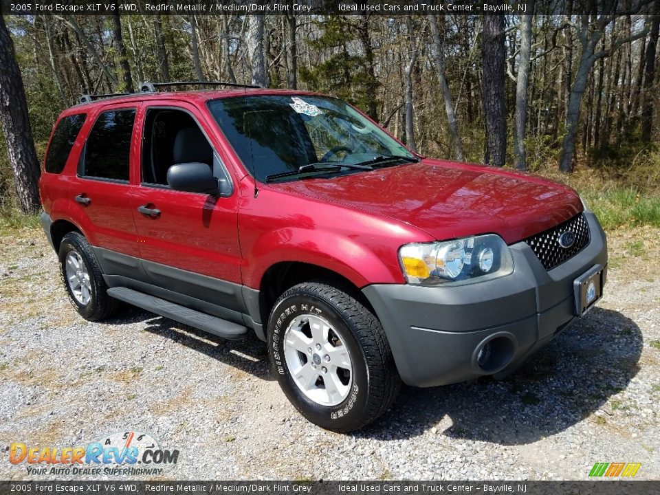 2005 Ford Escape XLT V6 4WD Redfire Metallic / Medium/Dark Flint Grey Photo #3