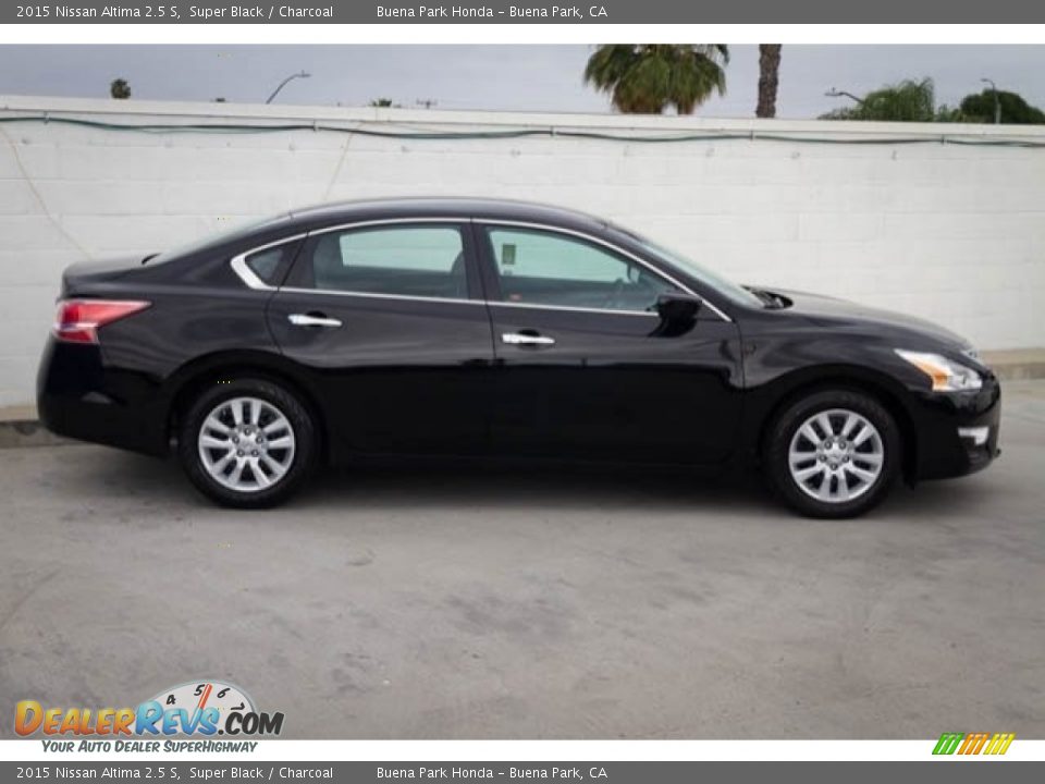2015 Nissan Altima 2.5 S Super Black / Charcoal Photo #13