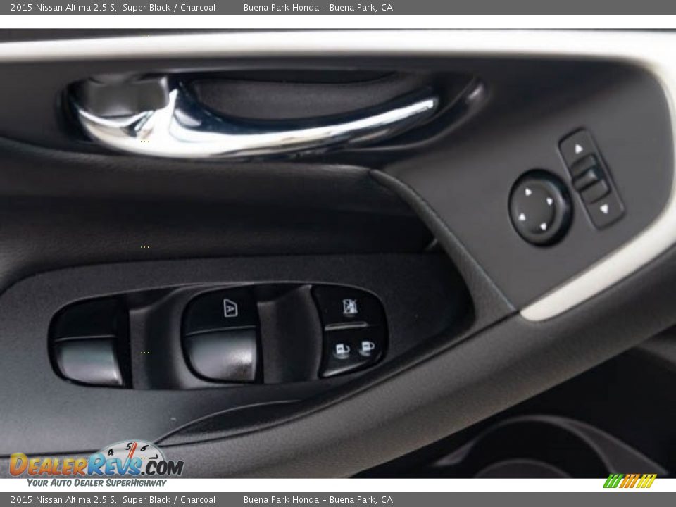2015 Nissan Altima 2.5 S Super Black / Charcoal Photo #28