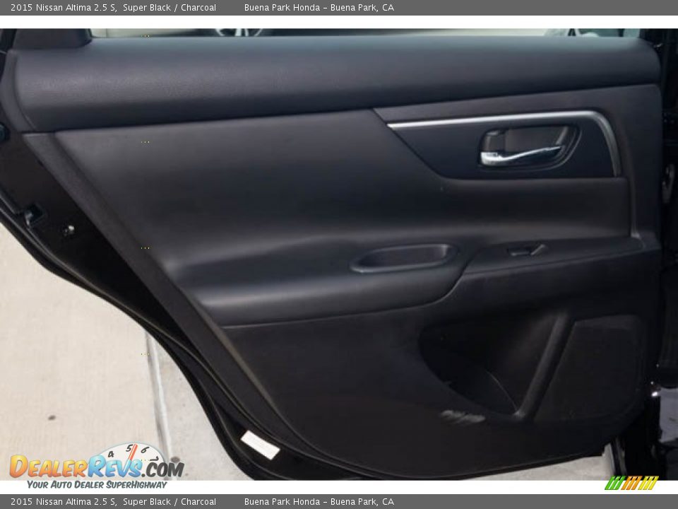 2015 Nissan Altima 2.5 S Super Black / Charcoal Photo #29