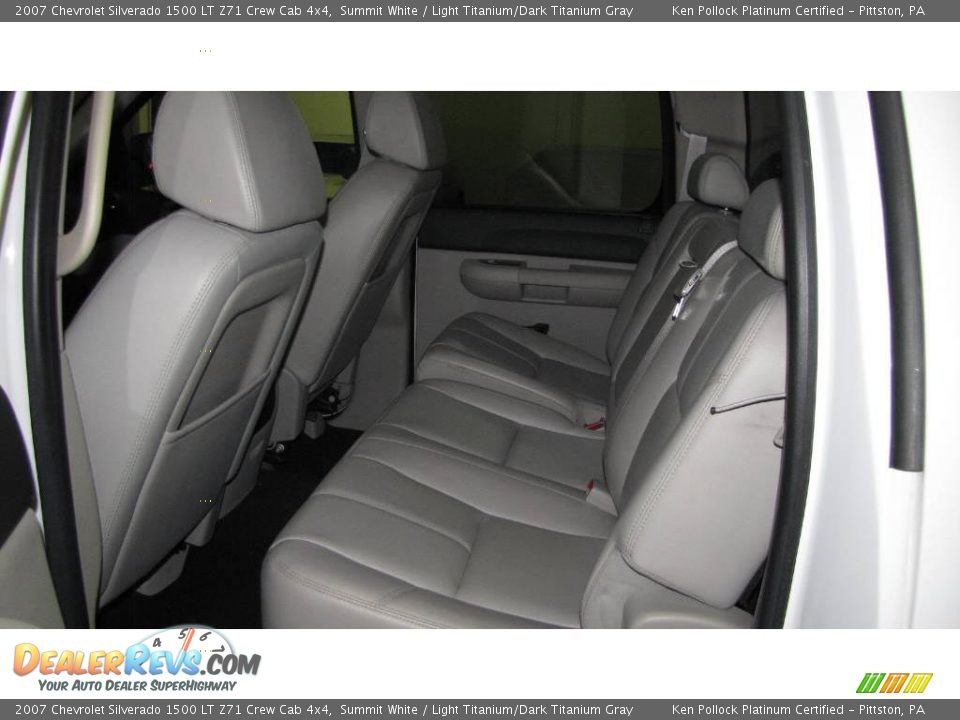 2007 Chevrolet Silverado 1500 LT Z71 Crew Cab 4x4 Summit White / Light Titanium/Dark Titanium Gray Photo #20