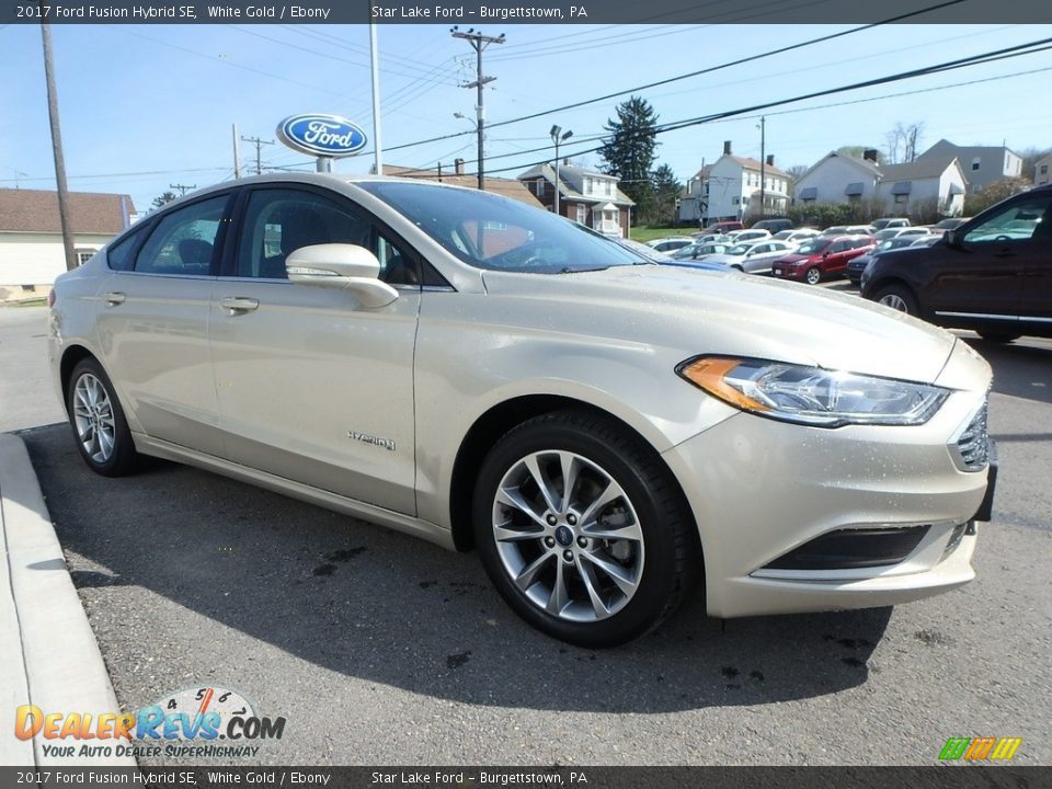 2017 Ford Fusion Hybrid SE White Gold / Ebony Photo #3