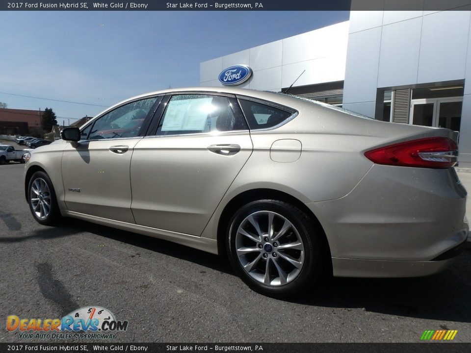 2017 Ford Fusion Hybrid SE White Gold / Ebony Photo #7