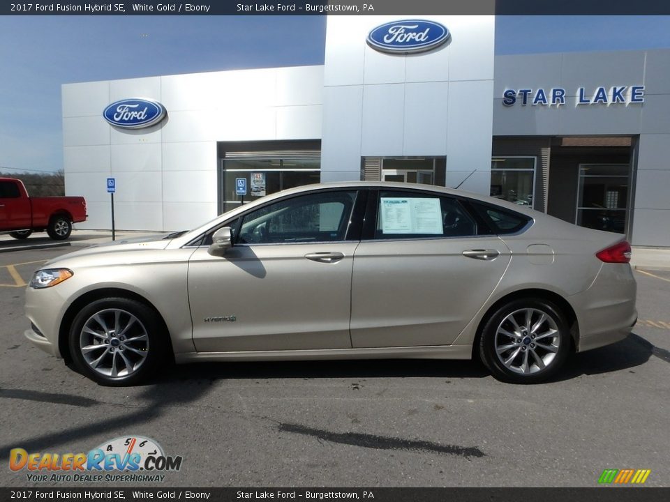 2017 Ford Fusion Hybrid SE White Gold / Ebony Photo #8