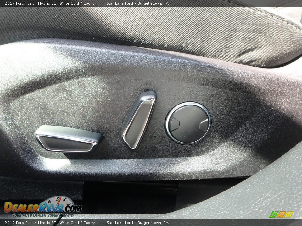 2017 Ford Fusion Hybrid SE White Gold / Ebony Photo #14