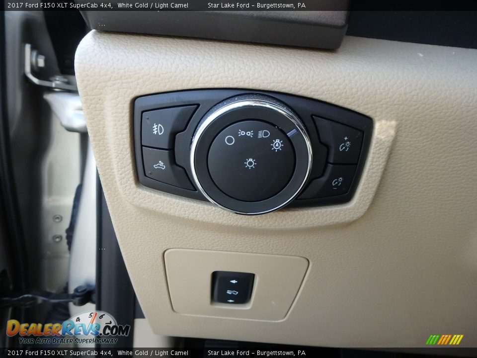 2017 Ford F150 XLT SuperCab 4x4 White Gold / Light Camel Photo #15