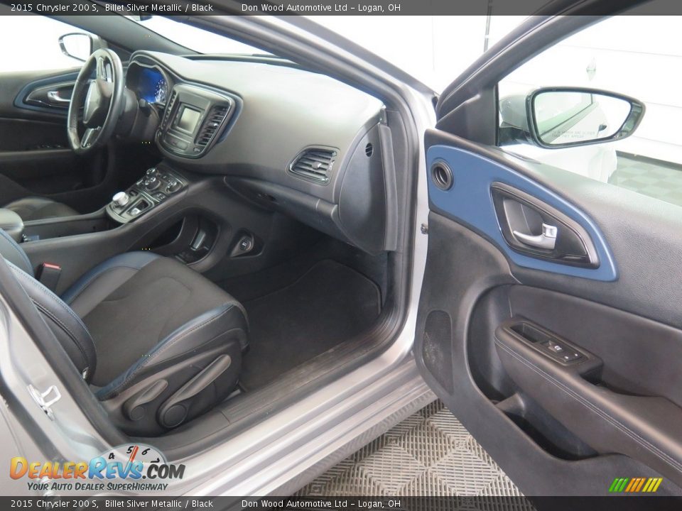 2015 Chrysler 200 S Billet Silver Metallic / Black Photo #31
