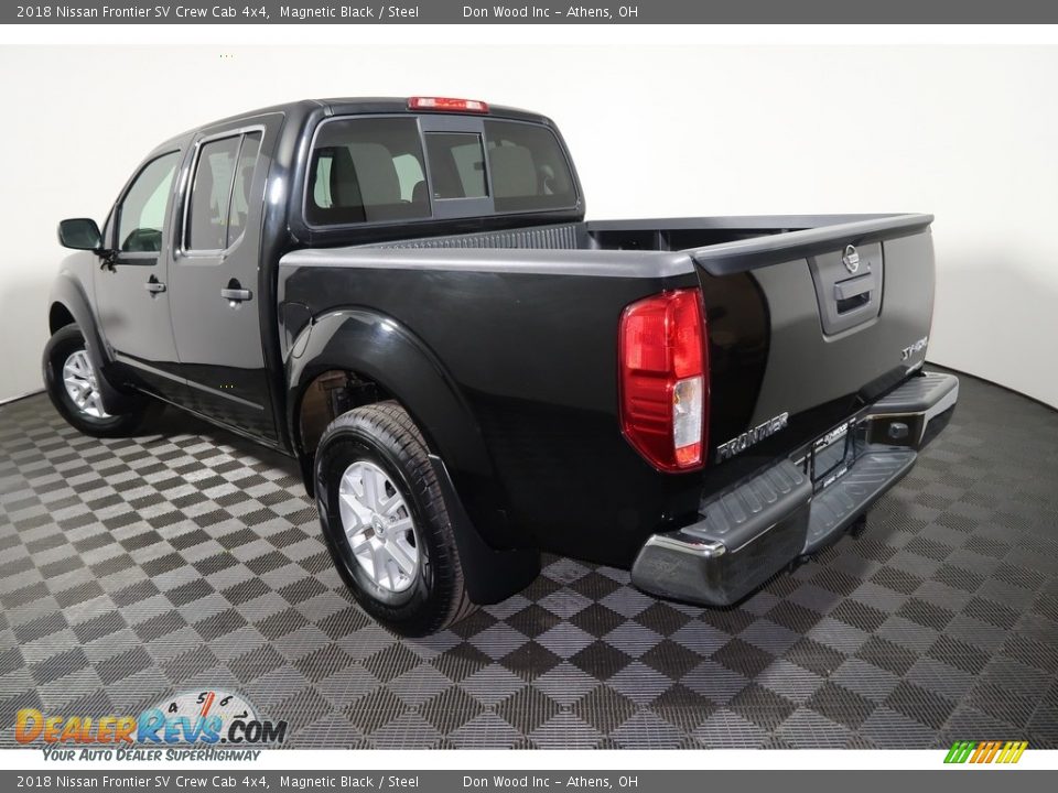 2018 Nissan Frontier SV Crew Cab 4x4 Magnetic Black / Steel Photo #9