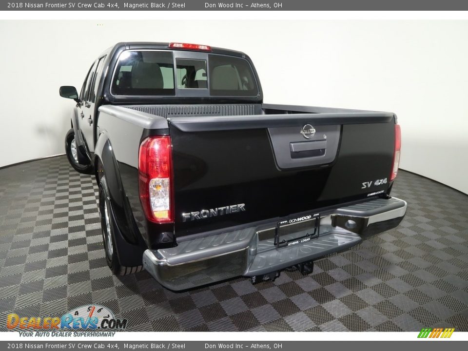 2018 Nissan Frontier SV Crew Cab 4x4 Magnetic Black / Steel Photo #10