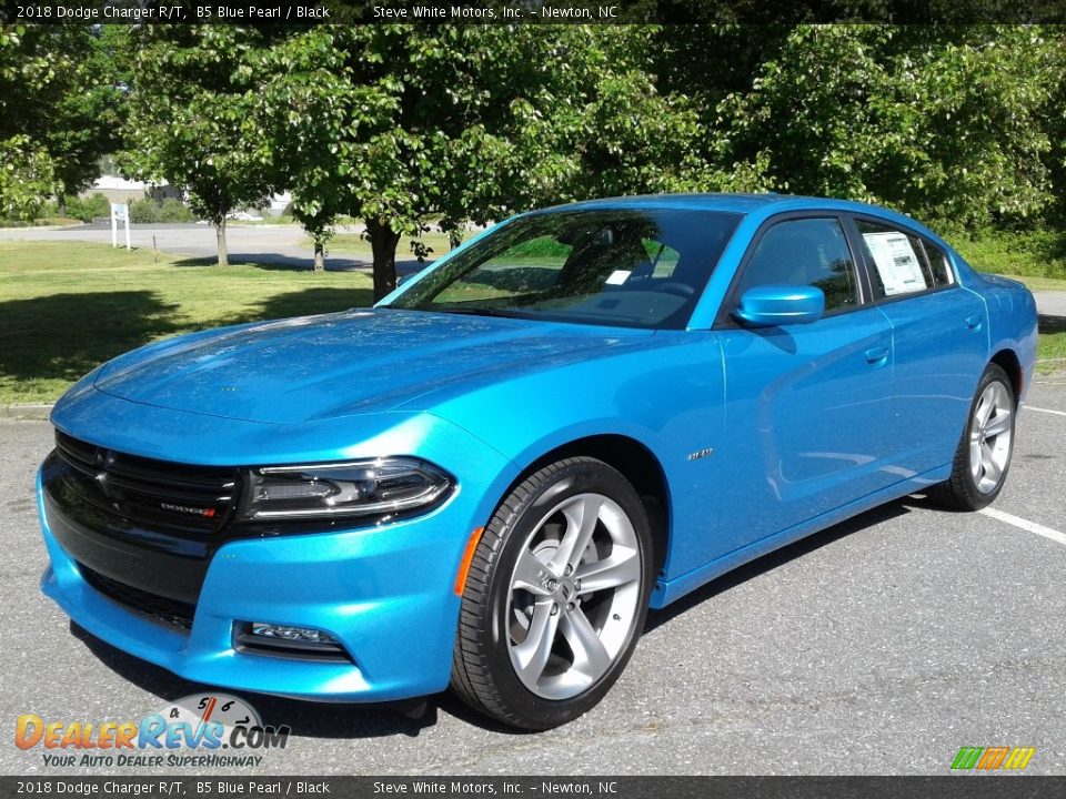 B5 Blue Pearl 2018 Dodge Charger R/T Photo #2