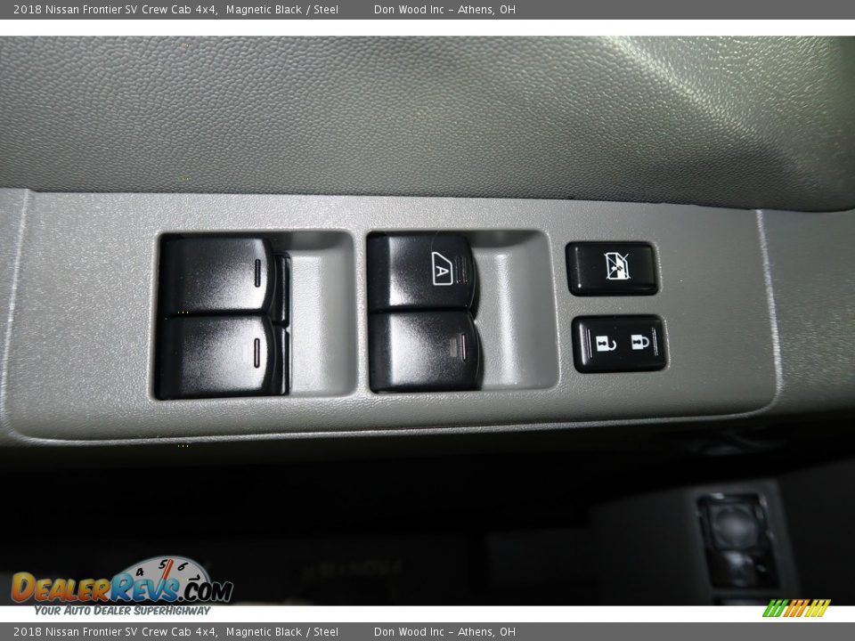 2018 Nissan Frontier SV Crew Cab 4x4 Magnetic Black / Steel Photo #31