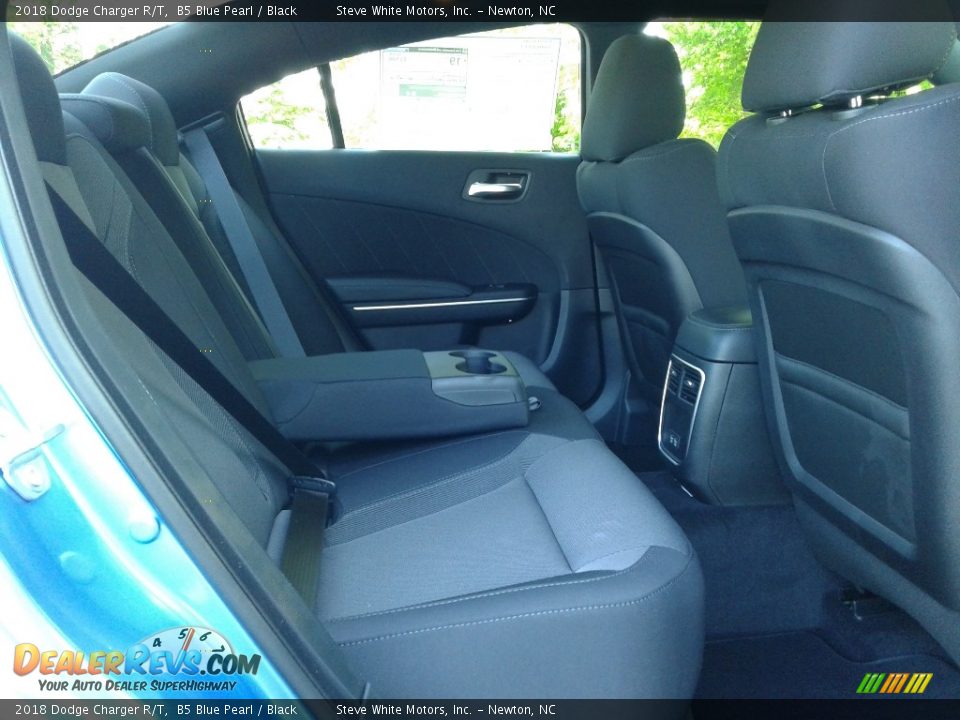 2018 Dodge Charger R/T B5 Blue Pearl / Black Photo #15