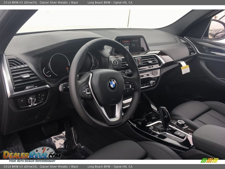 Dashboard of 2019 BMW X3 sDrive30i Photo #6